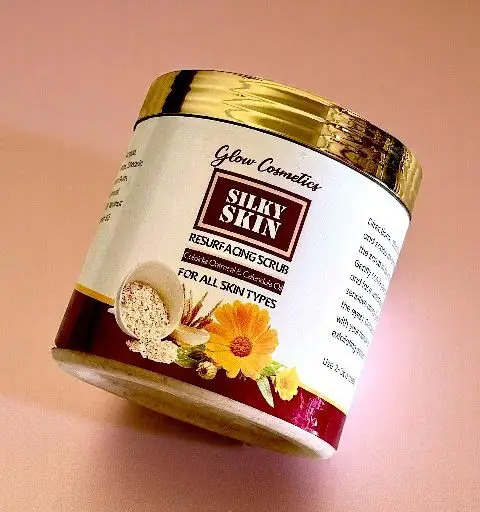Glow Cosmetics - Silky Skin Resurface Scrub